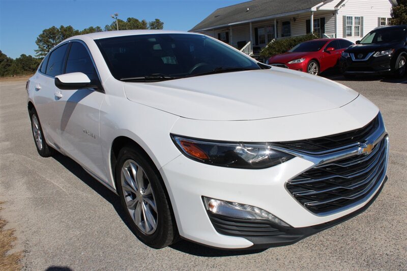 2020 Chevrolet Malibu LT - Photo 8 - Lugoff, SC 29078