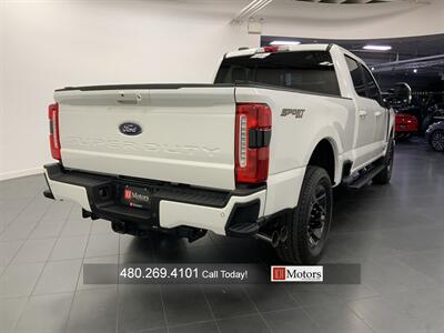 2023 Ford F-250 Super Duty Lariat   - Photo 3 - Tempe, AZ 85281