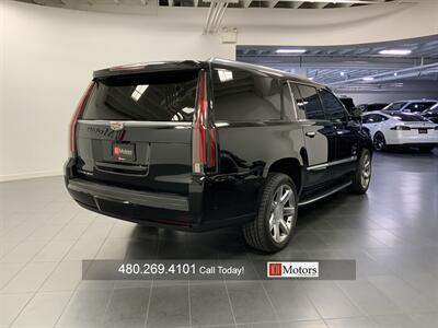 2018 Cadillac Escalade ESV Luxury   - Photo 3 - Tempe, AZ 85281