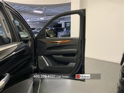 2018 Cadillac Escalade ESV Luxury   - Photo 17 - Tempe, AZ 85281