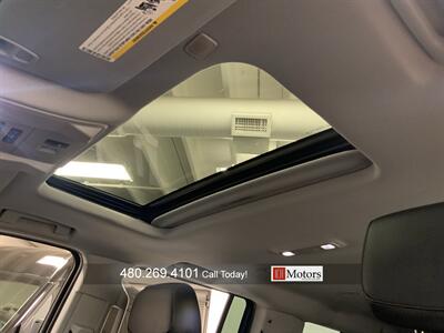 2018 Cadillac Escalade ESV Luxury   - Photo 16 - Tempe, AZ 85281