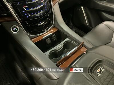 2018 Cadillac Escalade ESV Luxury   - Photo 15 - Tempe, AZ 85281