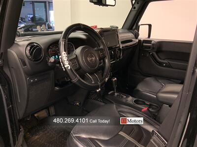 2015 Jeep Wrangler Unlimited Rubicon SuperCharged   - Photo 11 - Tempe, AZ 85281