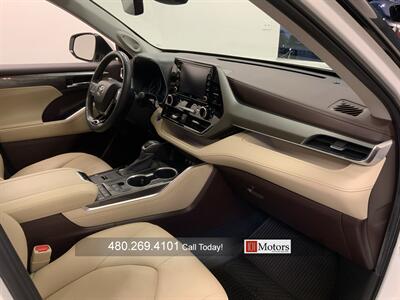 2020 Toyota Highlander Limited   - Photo 21 - Tempe, AZ 85281