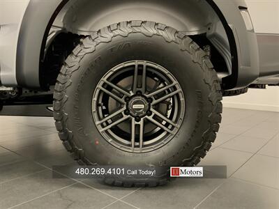 2023 Ford F-150 Raptor   - Photo 30 - Tempe, AZ 85281