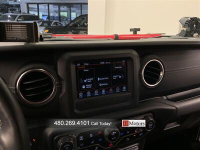 2020 Jeep Wrangler Unlimited Sahara   - Photo 18 - Tempe, AZ 85281