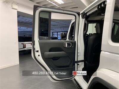 2020 Jeep Wrangler Unlimited Sahara   - Photo 26 - Tempe, AZ 85281