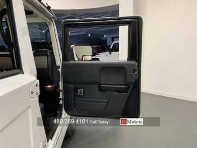 2006 Hummer H1 Alpha Wagon   - Photo 17 - Tempe, AZ 85281