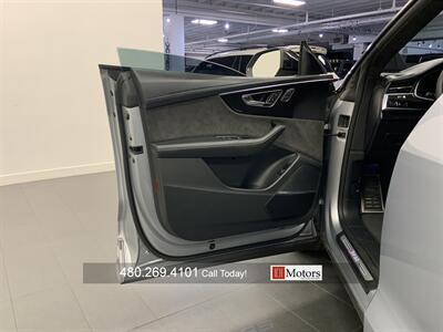 2022 Audi RS Q8 4.0T quattro   - Photo 9 - Tempe, AZ 85281