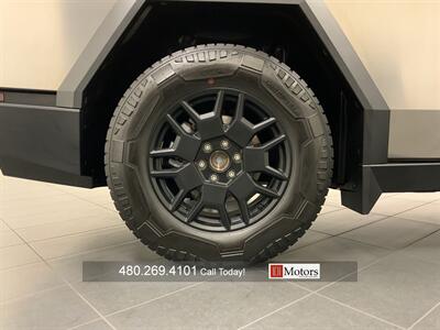 2024 Tesla Cybertruck All-Wheel Drive   - Photo 35 - Tempe, AZ 85281