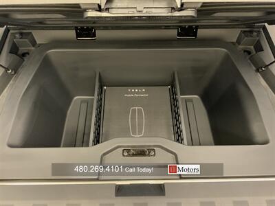 2024 Tesla Cybertruck All-Wheel Drive   - Photo 31 - Tempe, AZ 85281