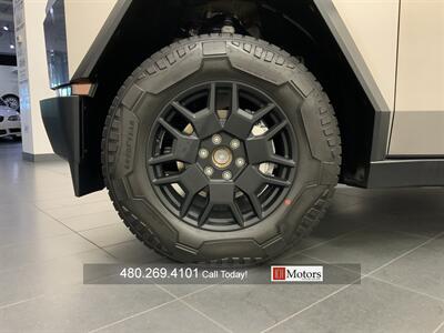 2024 Tesla Cybertruck All-Wheel Drive   - Photo 33 - Tempe, AZ 85281