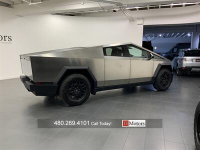 2024 Tesla Cybertruck All-Wheel Drive   - Photo 3 - Tempe, AZ 85281