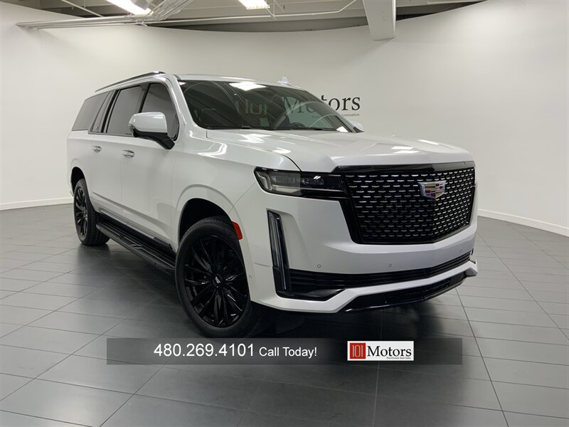 2022 Cadillac Escalade ESV Premium Luxury  