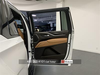 2022 Cadillac Escalade ESV Premium Luxury   - Photo 21 - Tempe, AZ 85281