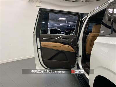 2022 Cadillac Escalade ESV Premium Luxury   - Photo 23 - Tempe, AZ 85281