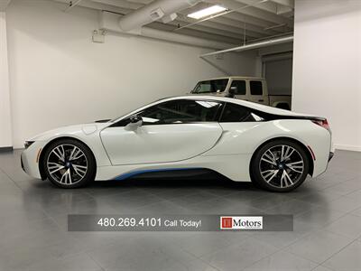 2016 BMW i8   - Photo 6 - Tempe, AZ 85281