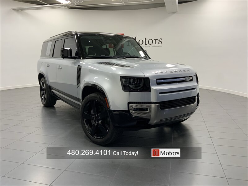 2023 Land Rover Defender 130 SE  