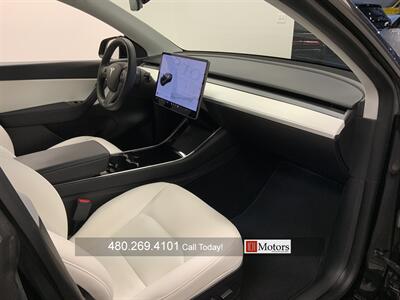 2021 Tesla Model Y Long Range  w/ FSD - Photo 21 - Tempe, AZ 85281