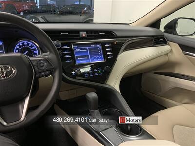 2020 Toyota Camry LE   - Photo 14 - Tempe, AZ 85281