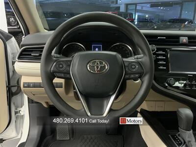 2020 Toyota Camry LE   - Photo 12 - Tempe, AZ 85281