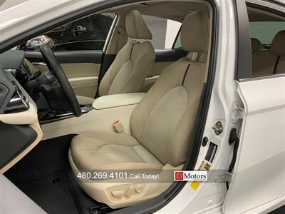 2020 Toyota Camry LE   - Photo 2 - Tempe, AZ 85281