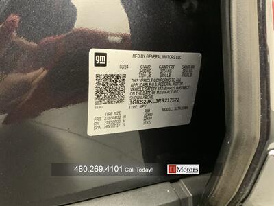 2024 GMC Yukon XL Denali   - Photo 32 - Tempe, AZ 85281