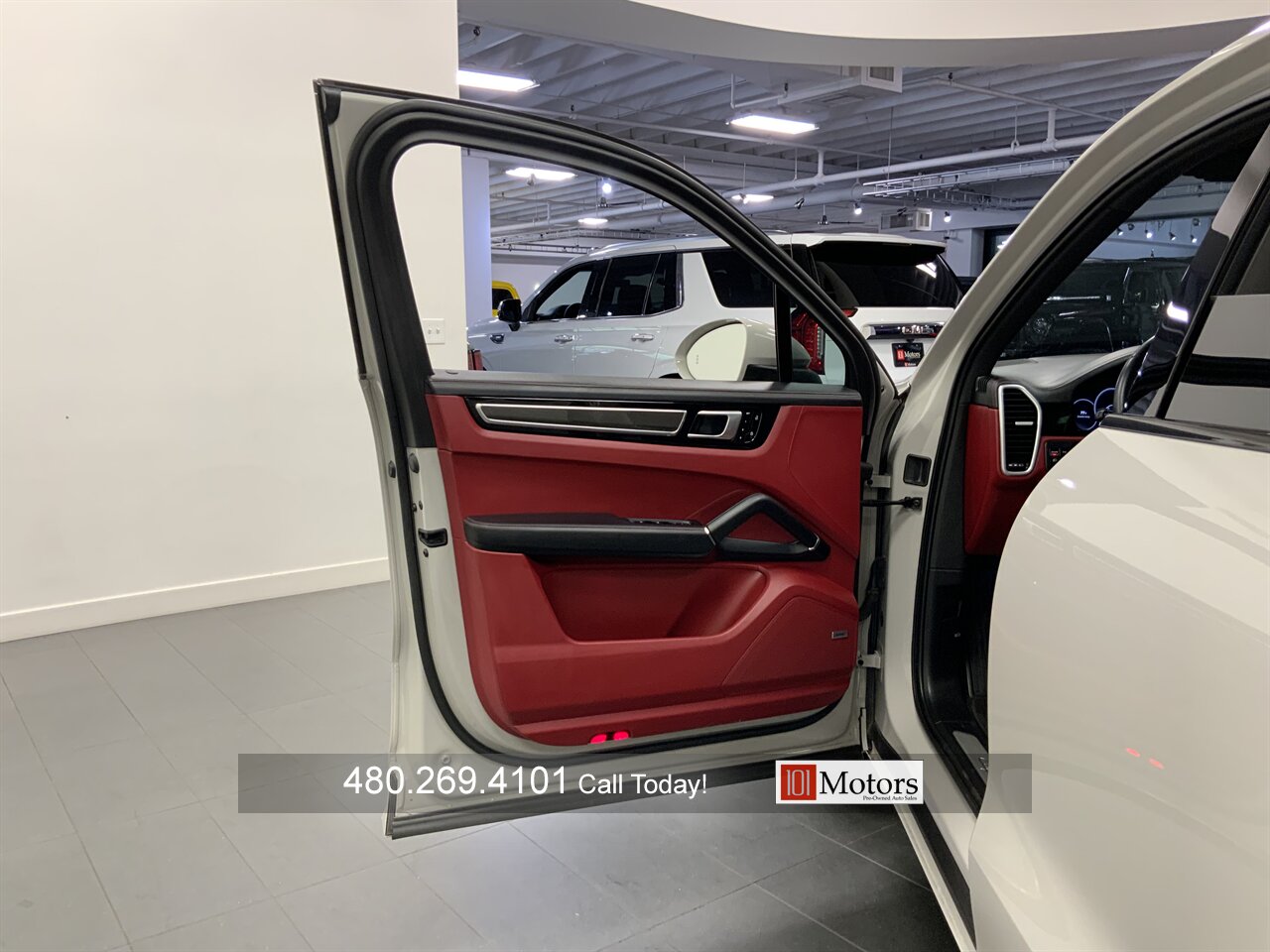 2021 Porsche Cayenne - Photo 9 - Tempe, AZ 85281