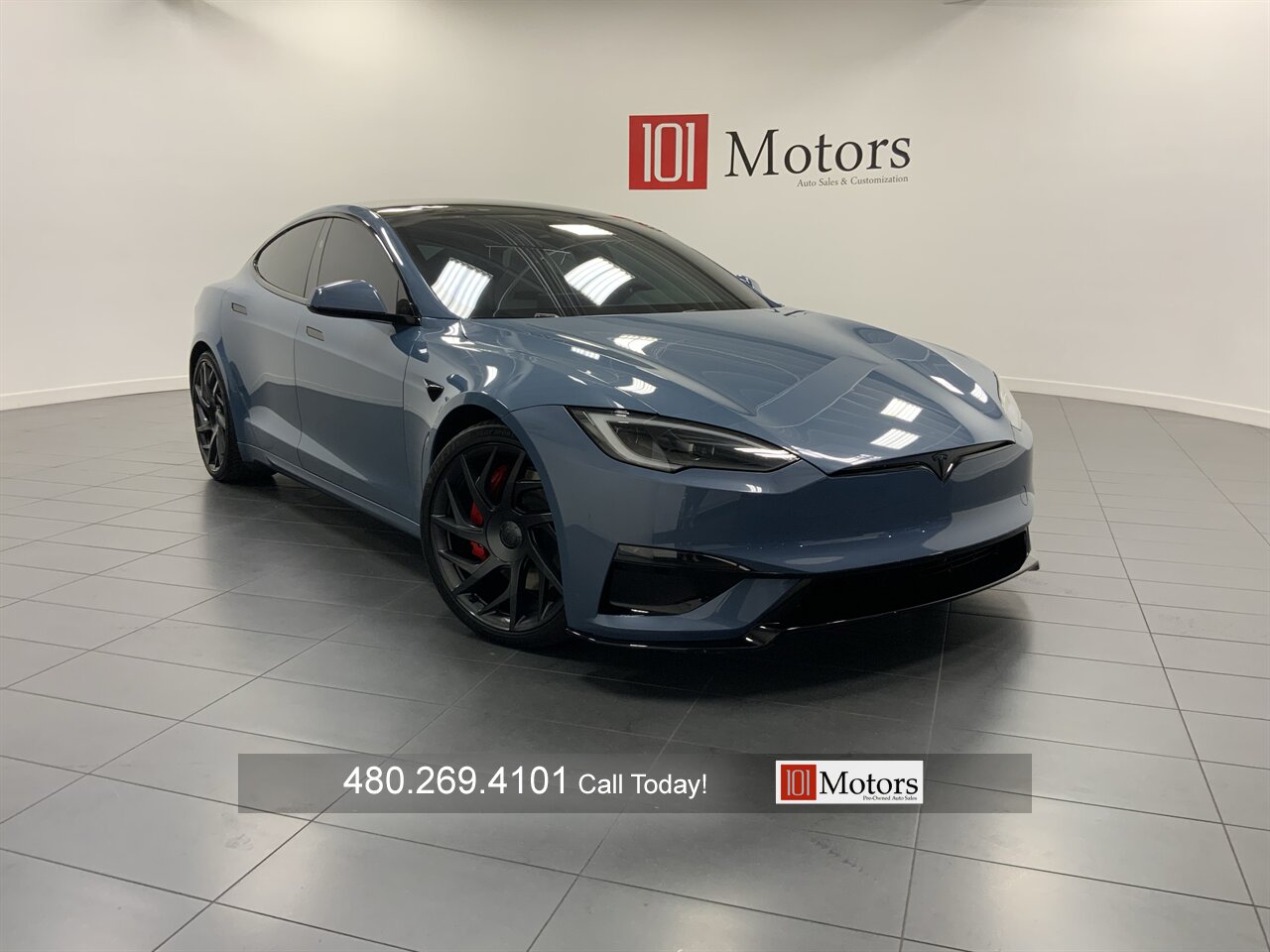 2026 Tesla Model S Plaid   - Photo 1 - Tempe, AZ 85281