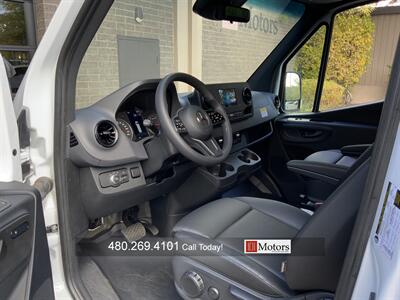 2024 Mercedes-Benz Sprinter 2500 Crew   - Photo 11 - Tempe, AZ 85281