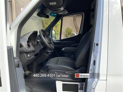 2024 Mercedes-Benz Sprinter 2500 Crew   - Photo 10 - Tempe, AZ 85281