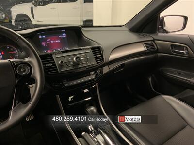 2017 Honda Accord Sport   - Photo 14 - Tempe, AZ 85281