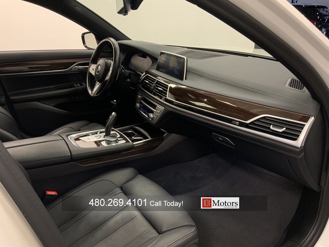 2022 BMW 740i M SPORT - Photo 21 - Tempe, AZ 85281