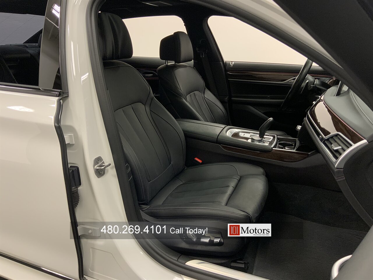 2022 BMW 740i M SPORT - Photo 19 - Tempe, AZ 85281