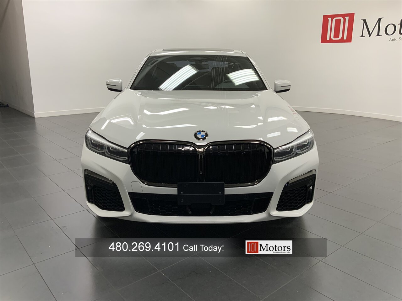 2022 BMW 740i M SPORT - Photo 8 - Tempe, AZ 85281