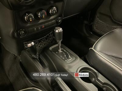 2014 Jeep Wrangler Unlimited Sport   - Photo 16 - Tempe, AZ 85281