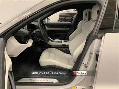 2022 Porsche Taycan 4S Cross Turismo   - Photo 10 - Tempe, AZ 85281