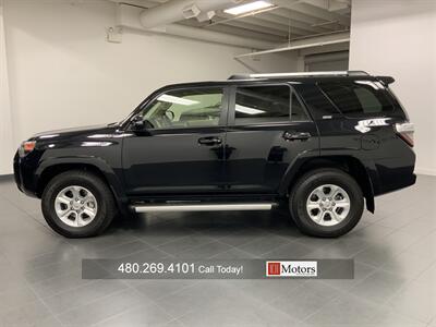 2022 Toyota 4Runner SR5 Premium   - Photo 6 - Tempe, AZ 85281