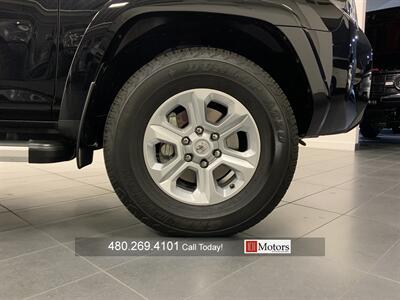 2022 Toyota 4Runner SR5 Premium   - Photo 32 - Tempe, AZ 85281