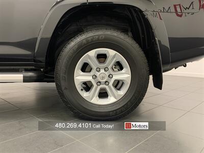 2022 Toyota 4Runner SR5 Premium   - Photo 30 - Tempe, AZ 85281