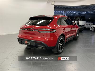 2023 Porsche Macan   - Photo 3 - Tempe, AZ 85281