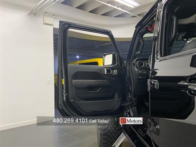 2020 Jeep Gladiator Rubicon   - Photo 12 - Tempe, AZ 85281