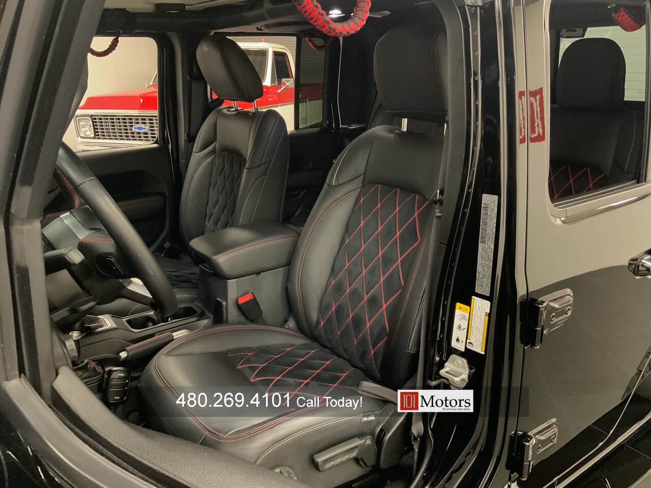 2020 Jeep Gladiator Rubicon - Photo 2 - Tempe, AZ 85281