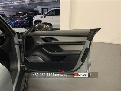 2021 Porsche Taycan Turbo S   - Photo 16 - Tempe, AZ 85281