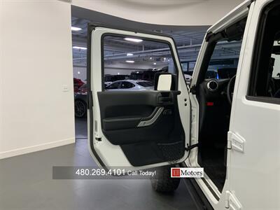 2017 Jeep Wrangler Unlimited Rubicon Hard Rock   - Photo 9 - Tempe, AZ 85281