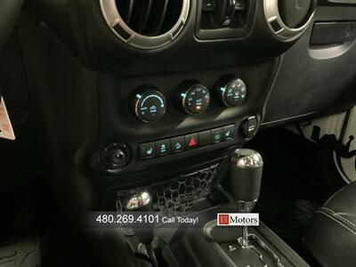 2017 Jeep Wrangler Unlimited Rubicon Hard Rock   - Photo 15 - Tempe, AZ 85281