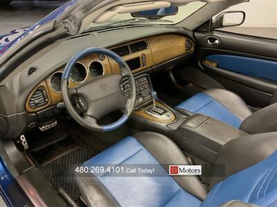 2004 Jaguar XKR Portfolio   - Photo 11 - Tempe, AZ 85281