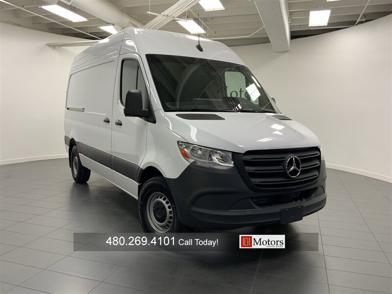 2025 Mercedes-Benz Sprinter 2500  Cargo 144