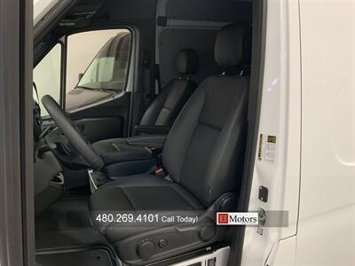 2025 Mercedes-Benz Sprinter 2500  Cargo 144 " - Photo 2 - Tempe, AZ 85281