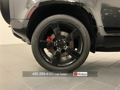 2023 Land Rover Defender 110 X   - Photo 30 - Tempe, AZ 85281